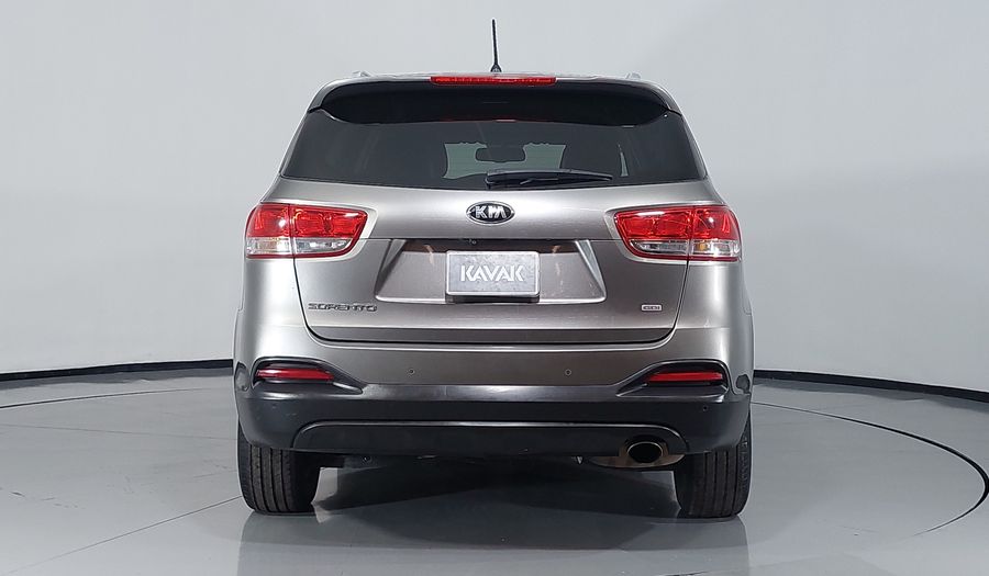 Kia Sorento 2.4 LX AT Suv 2016