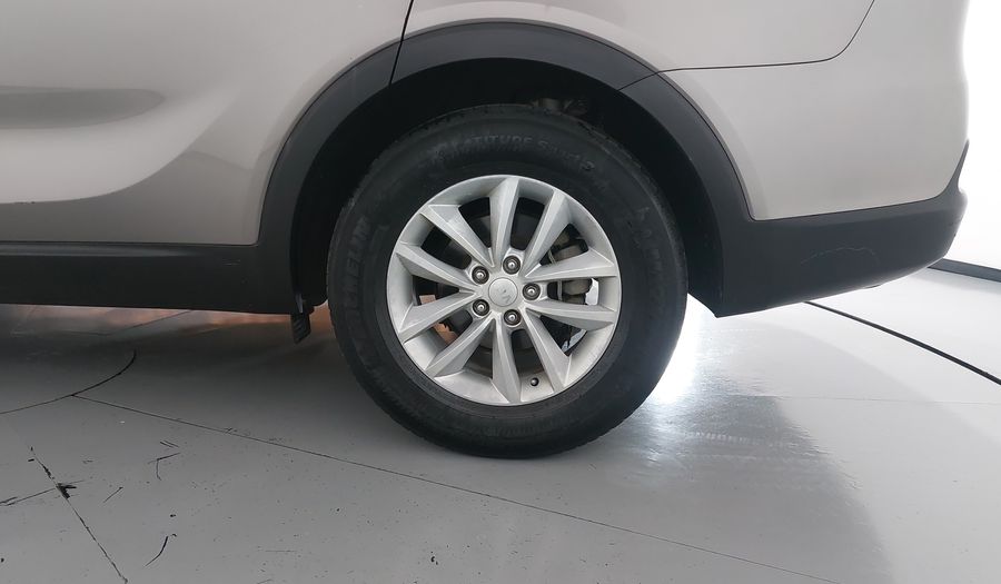 Kia Sorento 2.4 LX AT Suv 2016