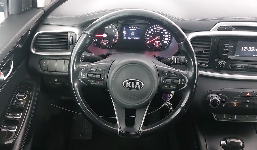 Kia Sorento 2.4 LX AT Suv 2016