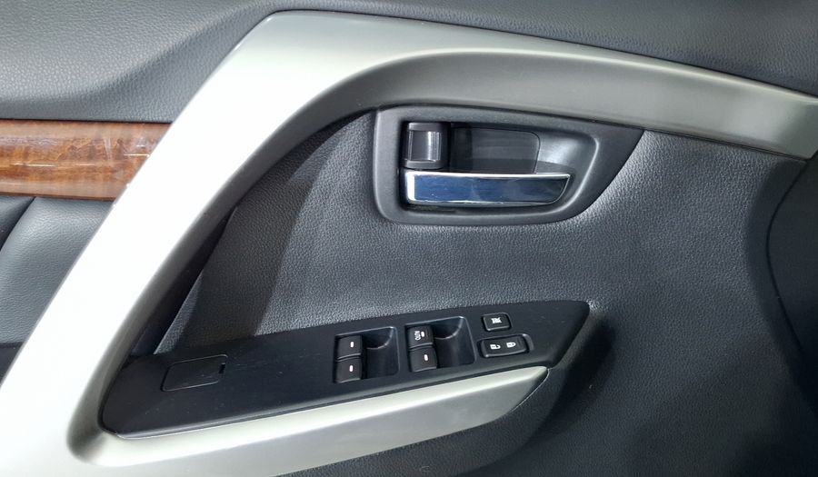 Mitsubishi Montero 3.0 ADVANCE AUTO 4WD Suv 2018