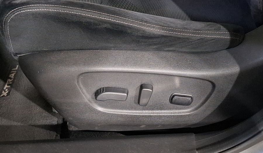 Nissan X-trail 2.5 ADVANCE 2 ROW AUTO Suv 2016