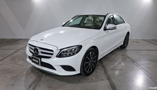 Mercedes Benz • Clase C