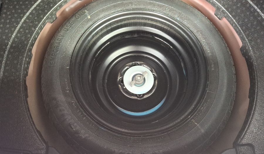 Mazda 2 1.5 I TOURING TM Hatchback 2016