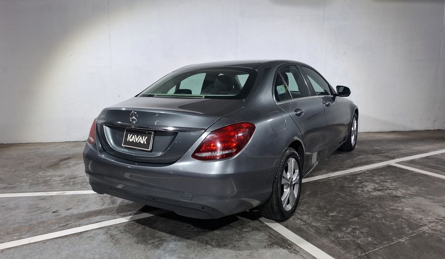 Mercedes Benz Clase C 2.0 200 EXCLUSIVE AUTO Sedan 2018