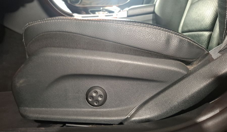 Mercedes Benz Clase C 2.0 200 EXCLUSIVE AUTO Sedan 2018