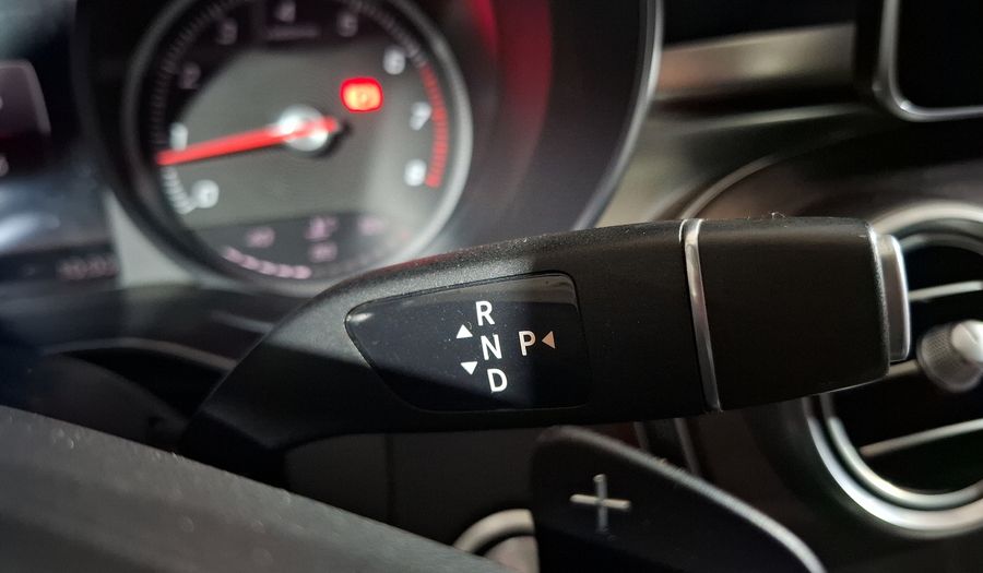 Mercedes Benz Clase C 2.0 200 EXCLUSIVE AUTO Sedan 2018