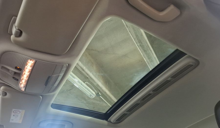 Mercedes Benz Clase C 2.0 200 EXCLUSIVE AUTO Sedan 2018