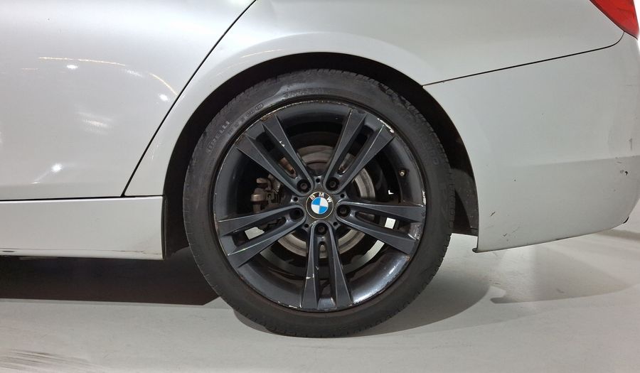 Bmw Serie 3 2.0 328IA SPORT LINE Sedan 2013