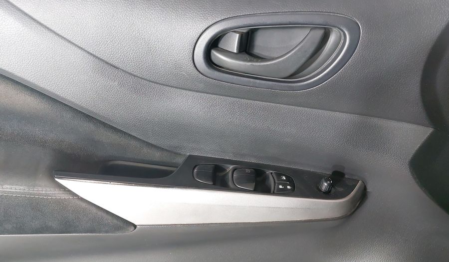 Nissan Np300 2.5 XE TM AC Pickup 2016