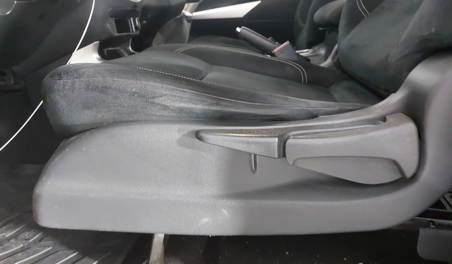 Nissan Np300 2.5 XE TM AC Pickup 2016