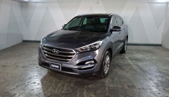 Hyundai • Tucson