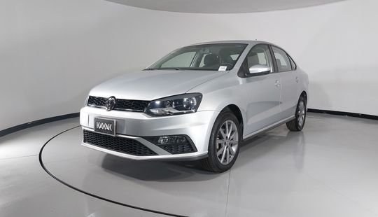 Volkswagen • Vento