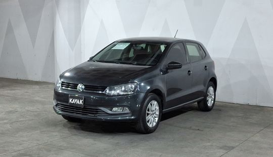 Volkswagen • Polo