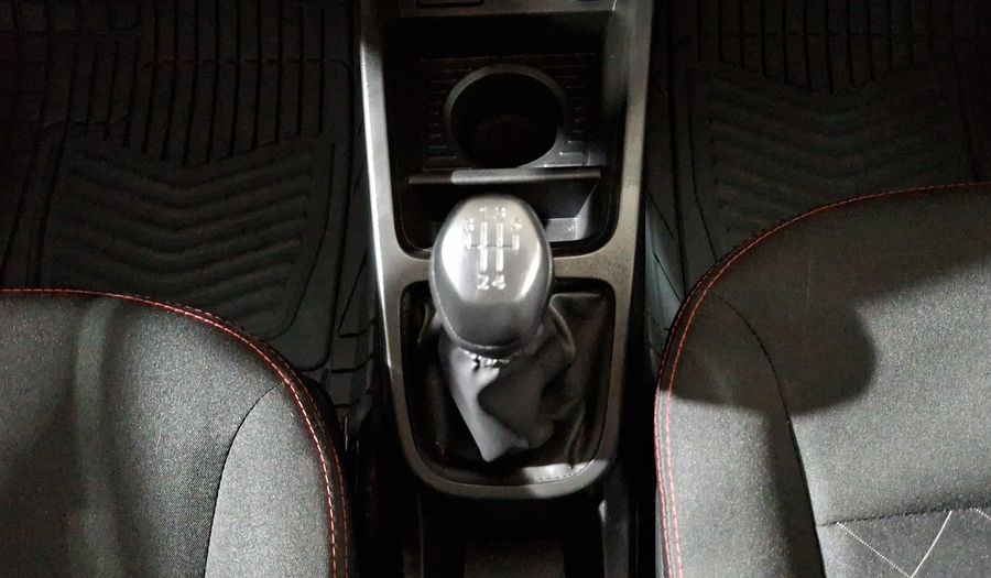 Renault Kwid 1.0 INTENS Hatchback 2025