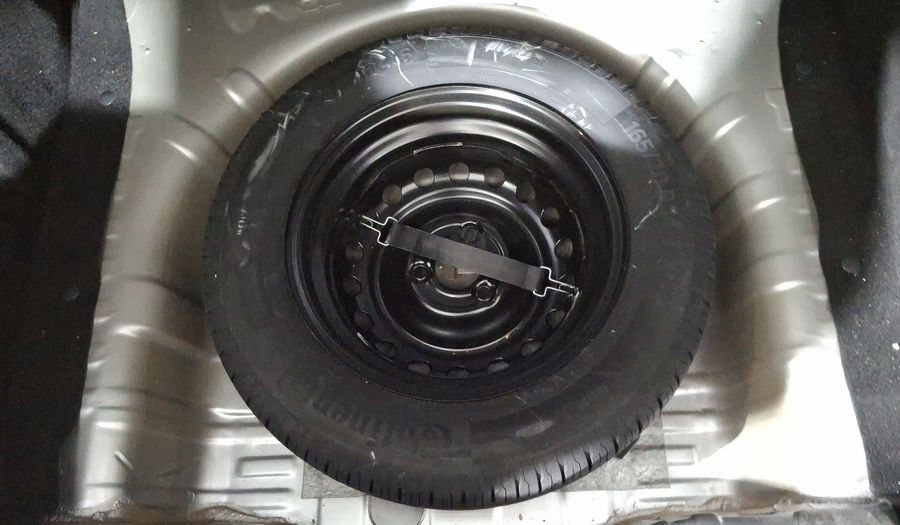 Renault Kwid 1.0 INTENS Hatchback 2025