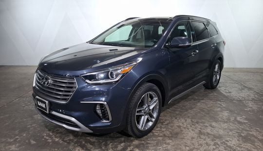 Hyundai • Santa Fe