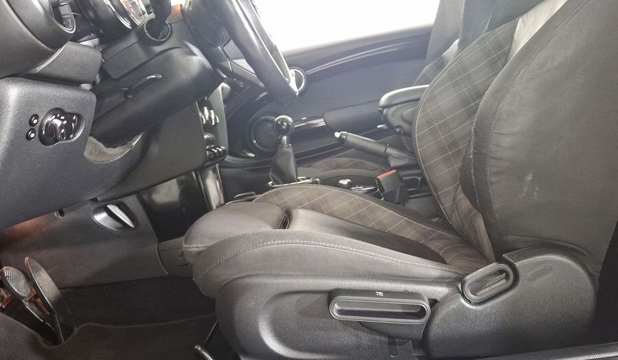 Mini Cooper 1.5 COOPER CHILI Hatchback 2015