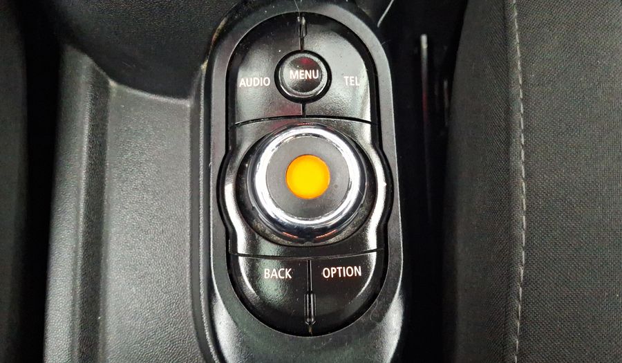 Mini Cooper 1.5 COOPER CHILI Hatchback 2015