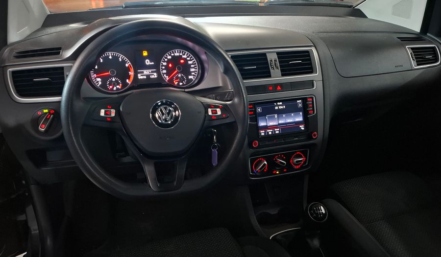 Volkswagen Fox 1.6 CONNECT Hatchback 2018