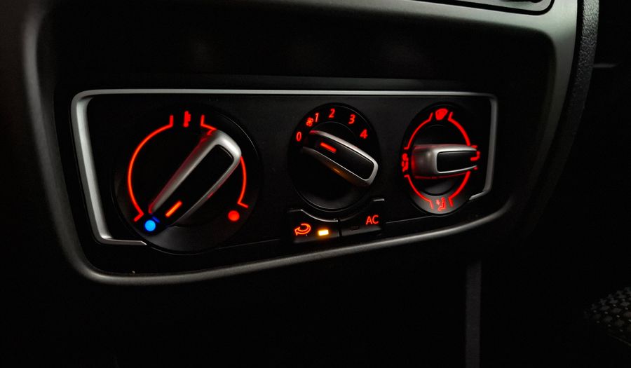 Volkswagen Fox 1.6 CONNECT Hatchback 2018