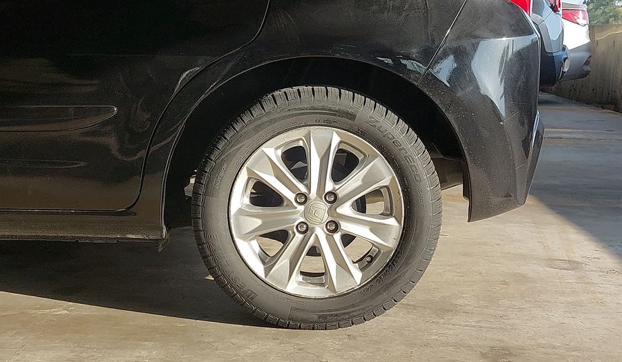 Honda Fit LX Hatchback 2013