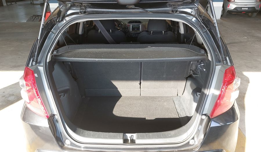 Honda Fit LX Hatchback 2013