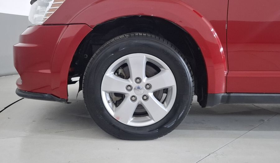 Dodge Journey 2.4 SXT 7 PASAJEROS Suv 2012