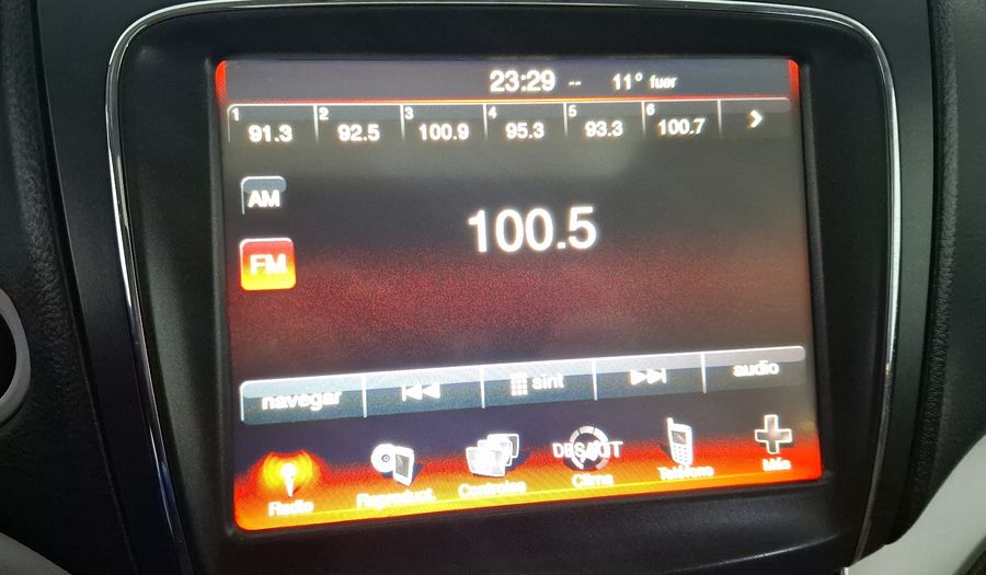 Dodge Journey 2.4 SXT 7 PASAJEROS Suv 2012