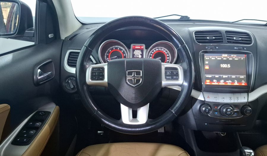 Dodge Journey 2.4 SXT 7 PASAJEROS Suv 2012