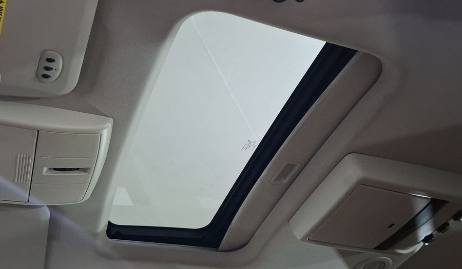 Dodge Journey 2.4 SXT 7 PASAJEROS Suv 2012