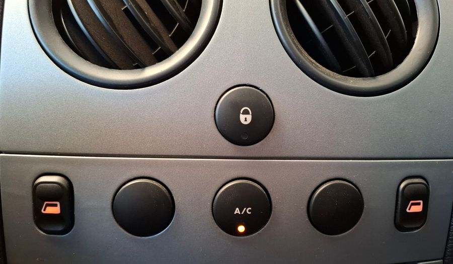 Citroen Berlingo 1.6 HDI XTR MULTISPACE MY22 Minivan 2023