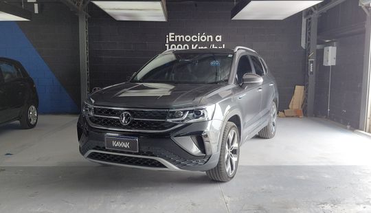 Volkswagen • Taos