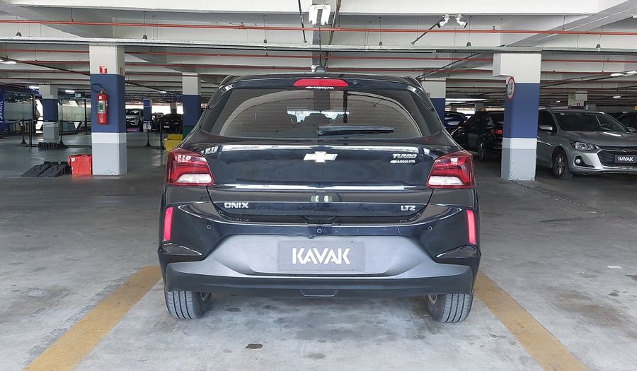 Chevrolet Onix LTZ MANUAL Hatchback 2022