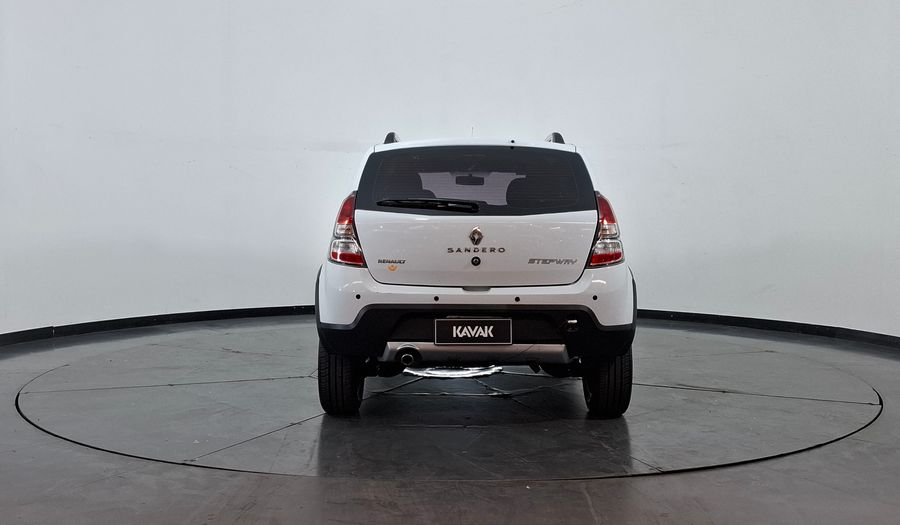 Renault Sandero Stepway 1.6 STEPWAY PRIVILEGE NAV Hatchback 2014