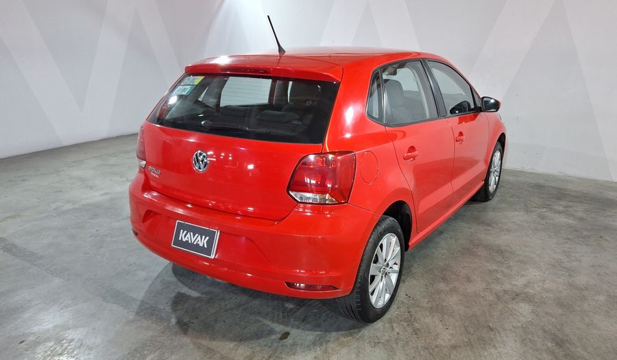Volkswagen Polo 1.6 MT Hatchback 2017