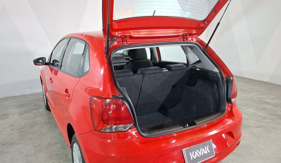 Volkswagen Polo 1.6 MT Hatchback 2017