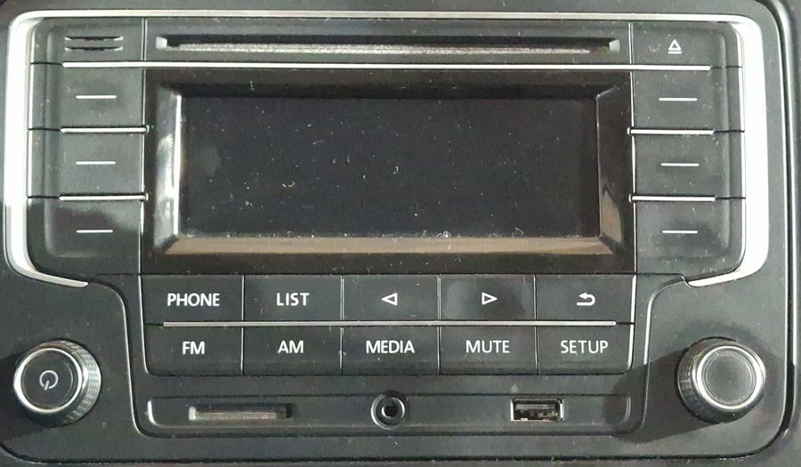 Volkswagen Polo 1.6 MT Hatchback 2017