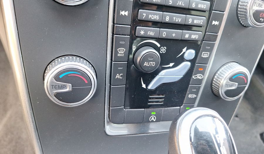 Volvo S60 1.5 T3 COMFORT POWERSHIFT Sedan 2018