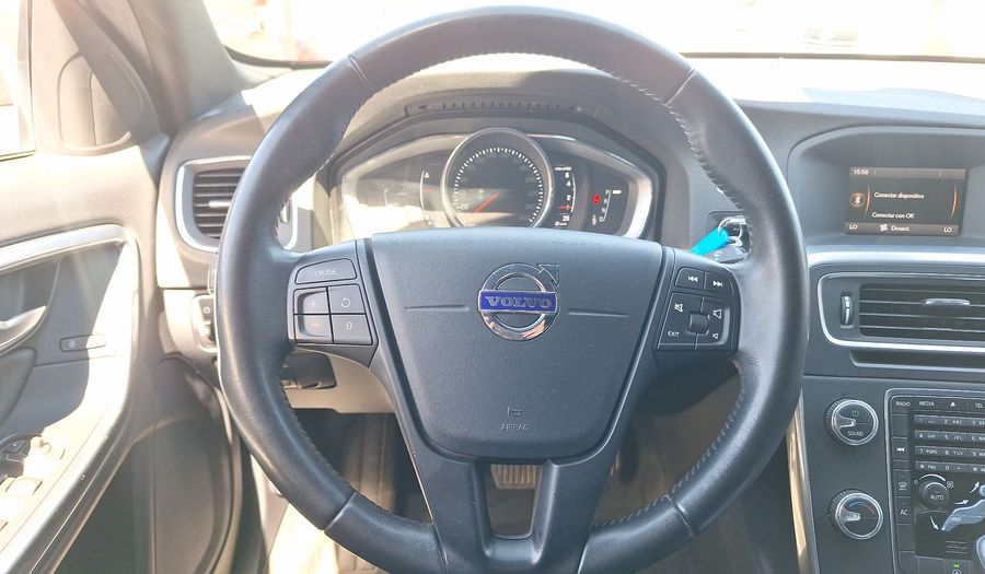 Volvo S60 1.5 T3 COMFORT POWERSHIFT Sedan 2018