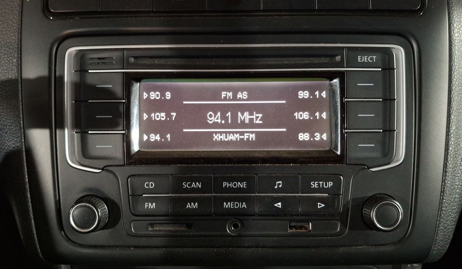 Volkswagen Vento 1.6 ACTIVE TIPTRONIC Sedan 2015