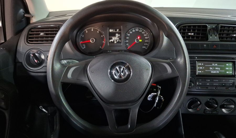 Volkswagen Vento 1.6 ACTIVE TIPTRONIC Sedan 2015