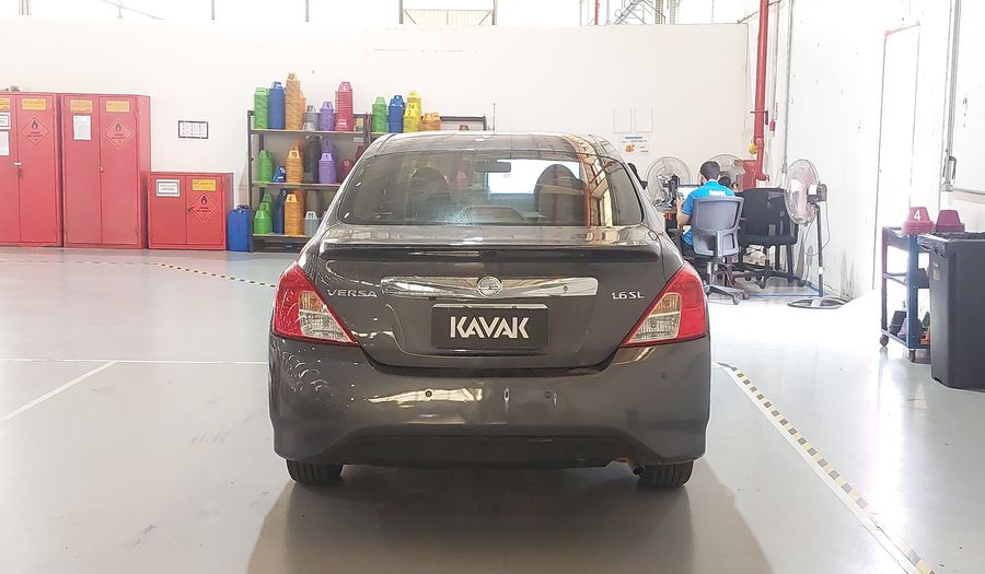 Nissan Versa START SL Sedan 2019