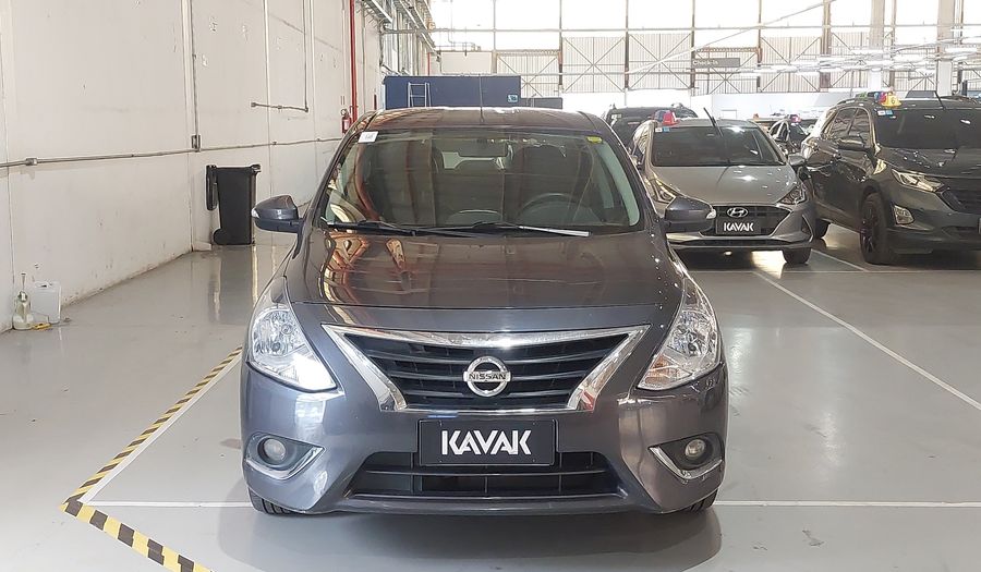 Nissan Versa START SL Sedan 2019