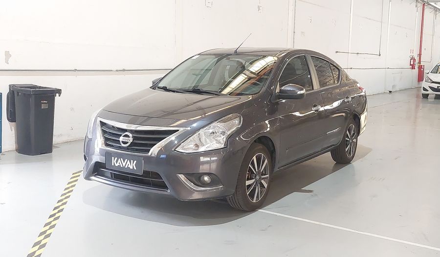 Nissan Versa START SL Sedan 2019