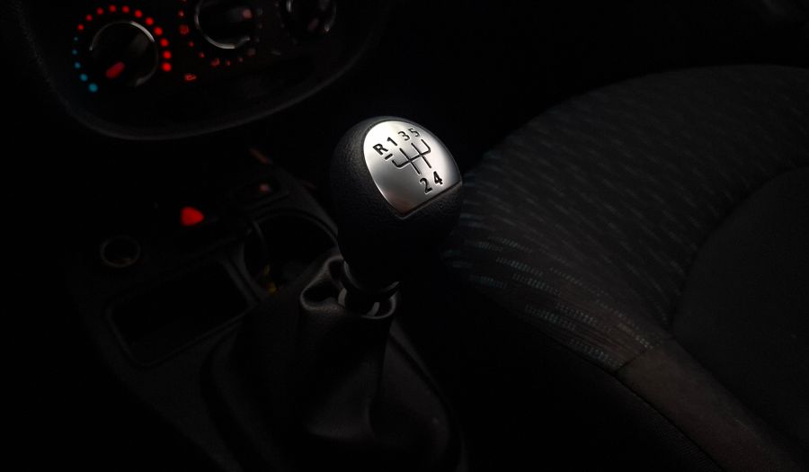 Renault Clio 1.1 DYNAMIQUE SAT Hatchback 2015