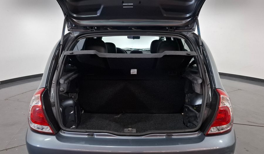 Renault Clio 1.1 DYNAMIQUE SAT Hatchback 2015