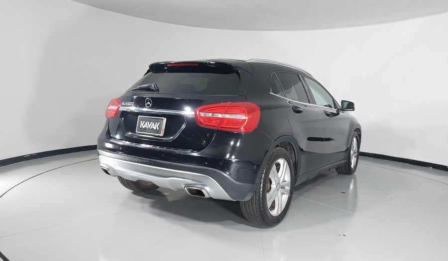 Mercedes Benz Clase Gla 1.6 GLA 200 CGI SPORT Suv 2015