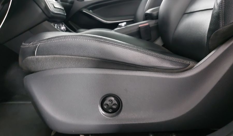 Mercedes Benz Clase Gla 1.6 GLA 200 CGI SPORT Suv 2015