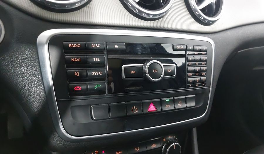 Mercedes Benz Clase Gla 1.6 GLA 200 CGI SPORT Suv 2015