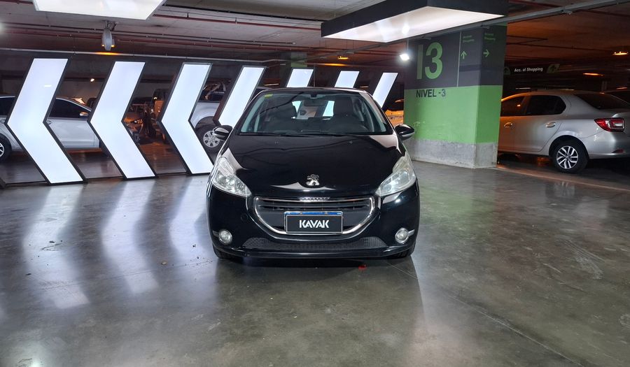 Peugeot 208 1.5 ALLURE TOUCHSCREEN Hatchback 2016